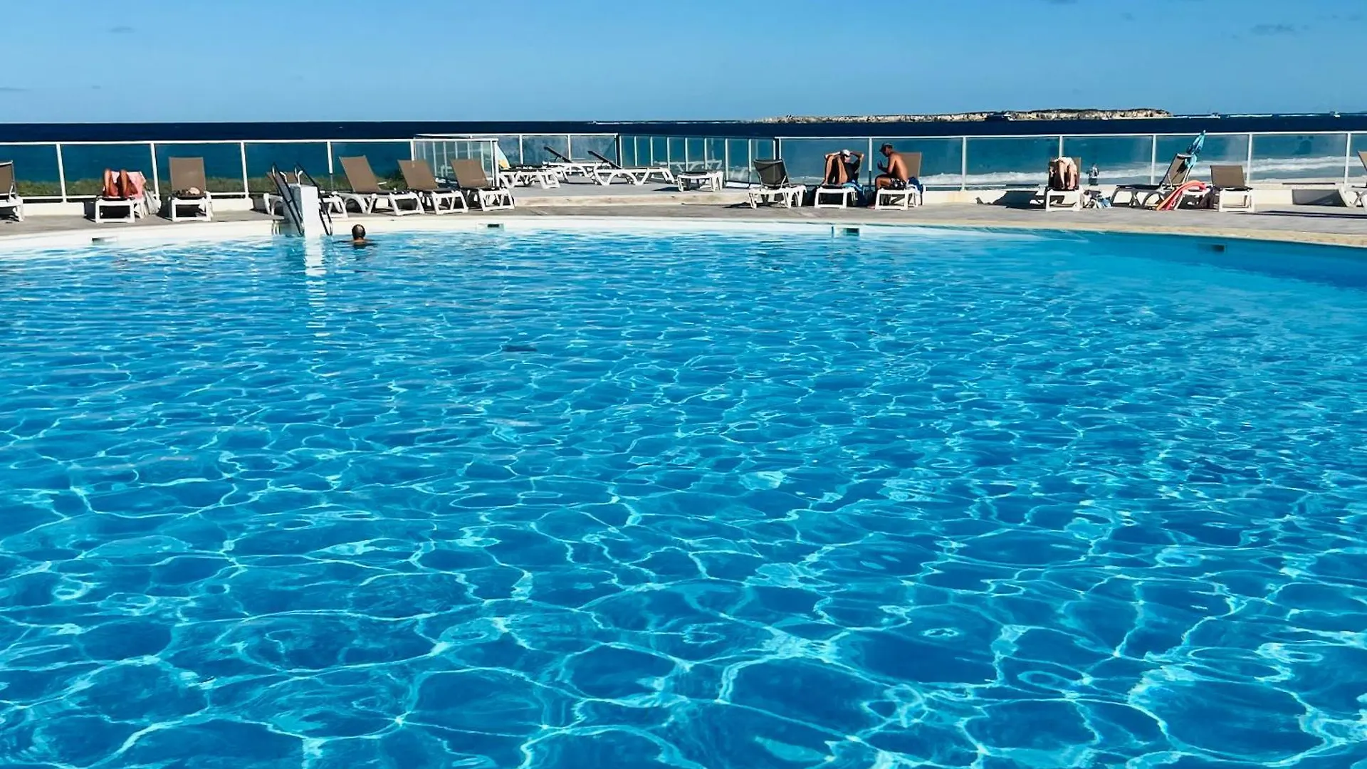 Mont Vernon Secret Magnifique Studio Sur La Plage Avec Piscine Orient Bay Куль-де-Сак 0*,